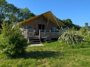 Luxury Porlock Safari Tent Farm Glamping with Hot Tub